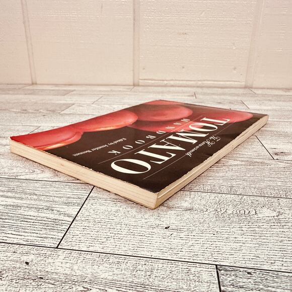 Harrowsmith Tomato Handbook - Jennifer Bennet - Gardening Book - Vtg 1986 - Picture 12 of 13